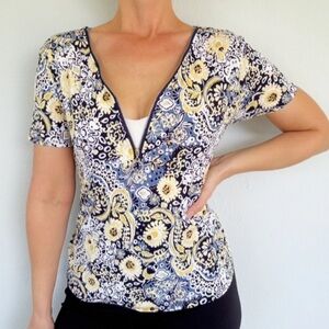 SJS Petite yellow floral medallion print zip neckline blouse size medium